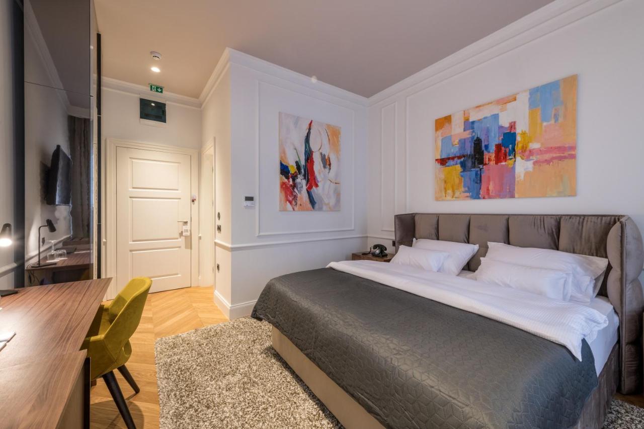 Boutique Hotel Tvrda 오시예크 외부 사진